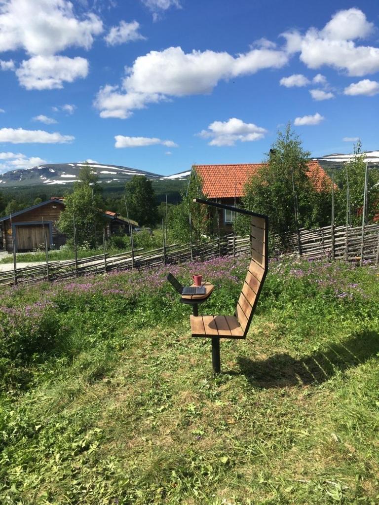 Cabin In Bruksvallarna Экстерьер фото